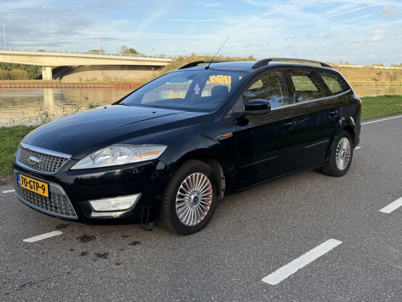 Ford Mondeo Wagon - 2.0-16V Titanium 2.0-16V Titanium - AutoWereld.nl