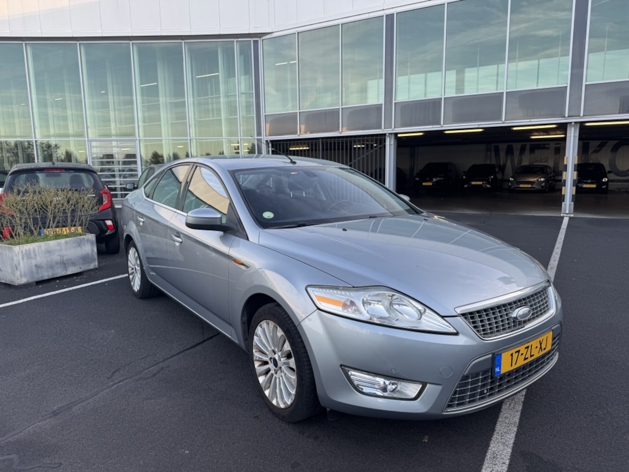 Ford Mondeo - 2.0-16V Titanium 2.0-16V Titanium - AutoWereld.nl