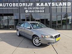 Volvo V50 - 2.4 Momentum - Automaat - Trekhaak