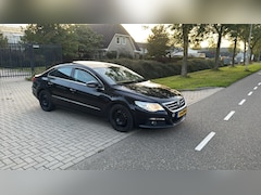 Volkswagen Passat CC - 2.0 TDI CLIMA PANORAMA DAK ZWART 2008