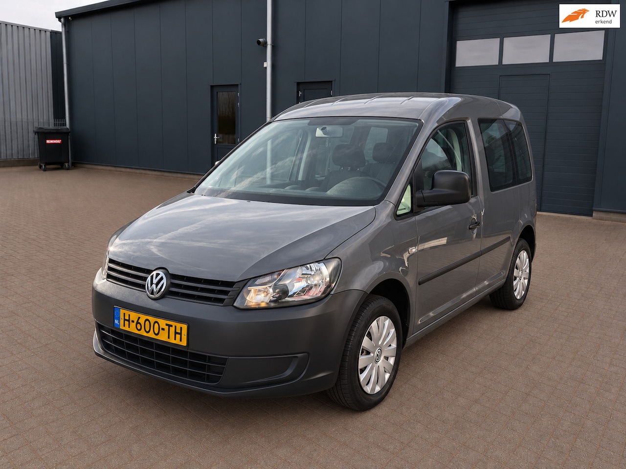Volkswagen Caddy - 1.2 TSI Easyline Rolstoelauto 5 persoons! Nardo Grey! - AutoWereld.nl