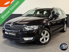 Skoda Octavia Combi - 1.0 TSI DSG Greentech Style Business| Carplay | Volledige Historie | Parkeersensoren |Stoe