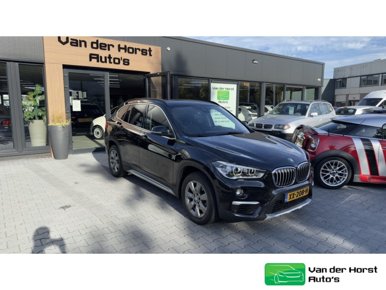 BMW X1 - sDrive18i Executive automaat navigatie - AutoWereld.nl