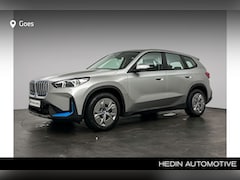 BMW iX1 - xDrive30 67 kWh | Comfort Access | Achteruitrijcamera | Sportstoelen voor | Elektrisch ver