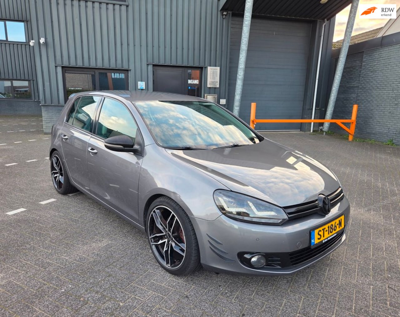 Volkswagen Golf - 1.4 TSI Trendline Pdc Kleppen Ac 18inch Onderhoud - AutoWereld.nl