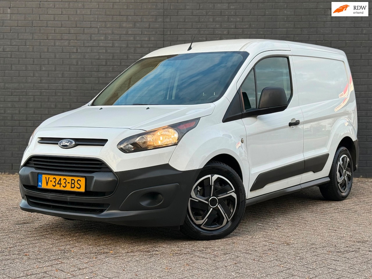 Ford Transit Connect - 1.0 Ecoboost Ambiente Benzine Bj 2016 Euro6 AIRCO Nette staat - AutoWereld.nl