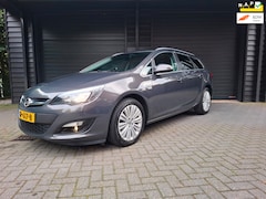 Opel Astra Sports Tourer - 1.4 Turbo Blitz Carplay cruise trekhaak erg netjes