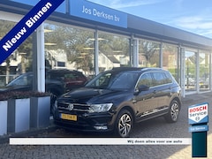 Volkswagen Tiguan - 2.0 TSI 180PK Business Premium 4Motion - ACC | Pano | Camera | Stoel/stuurverw. | CarPlay