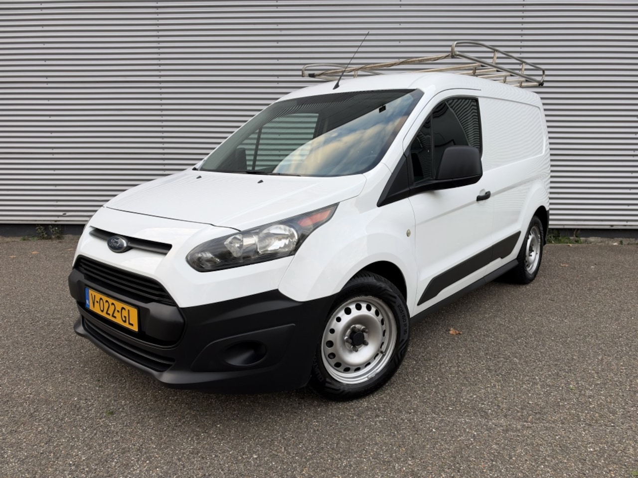 Ford Transit Connect - 1.5 TDCI L1 Ambiente Marge NAP Euro 6 Airco Cruise Imperiaal - AutoWereld.nl