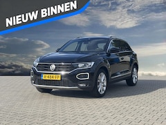 Volkswagen T-Roc - 1.5 TSI Sport Automaat | Climatronic | Adaptive Cruise Control | Achteruitrijcamera
