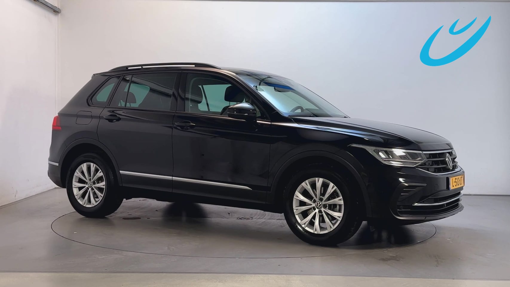 Volkswagen Tiguan - 1.5 TSI 150pk DSG Life Parkeersensoren Navigatie DAB+ App-Connect - AutoWereld.nl