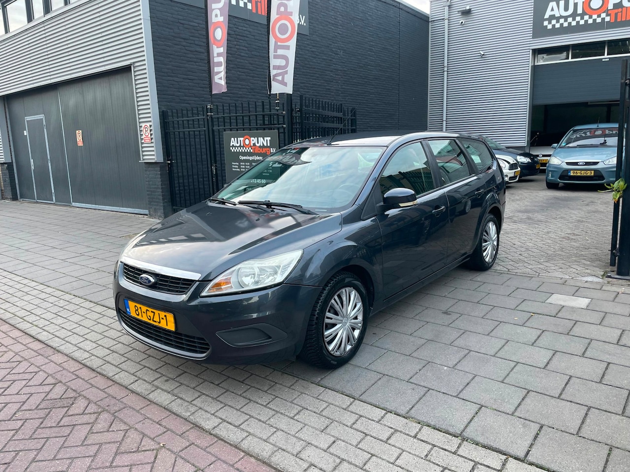 Ford Focus Wagon - 1.6 Trend 2e Eigenaar! Trekhaak Airco NAP APK - AutoWereld.nl