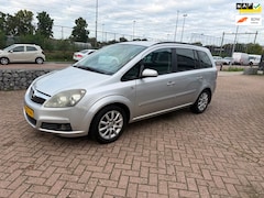 Opel Zafira - 2.2 Temptation - 7 Persoons - airco - Trekhaak