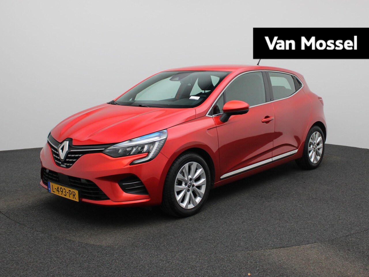 Renault Clio - 1.6 E-Tech Hybrid 140 Intens | Apple Carplay | 360 Camera - AutoWereld.nl