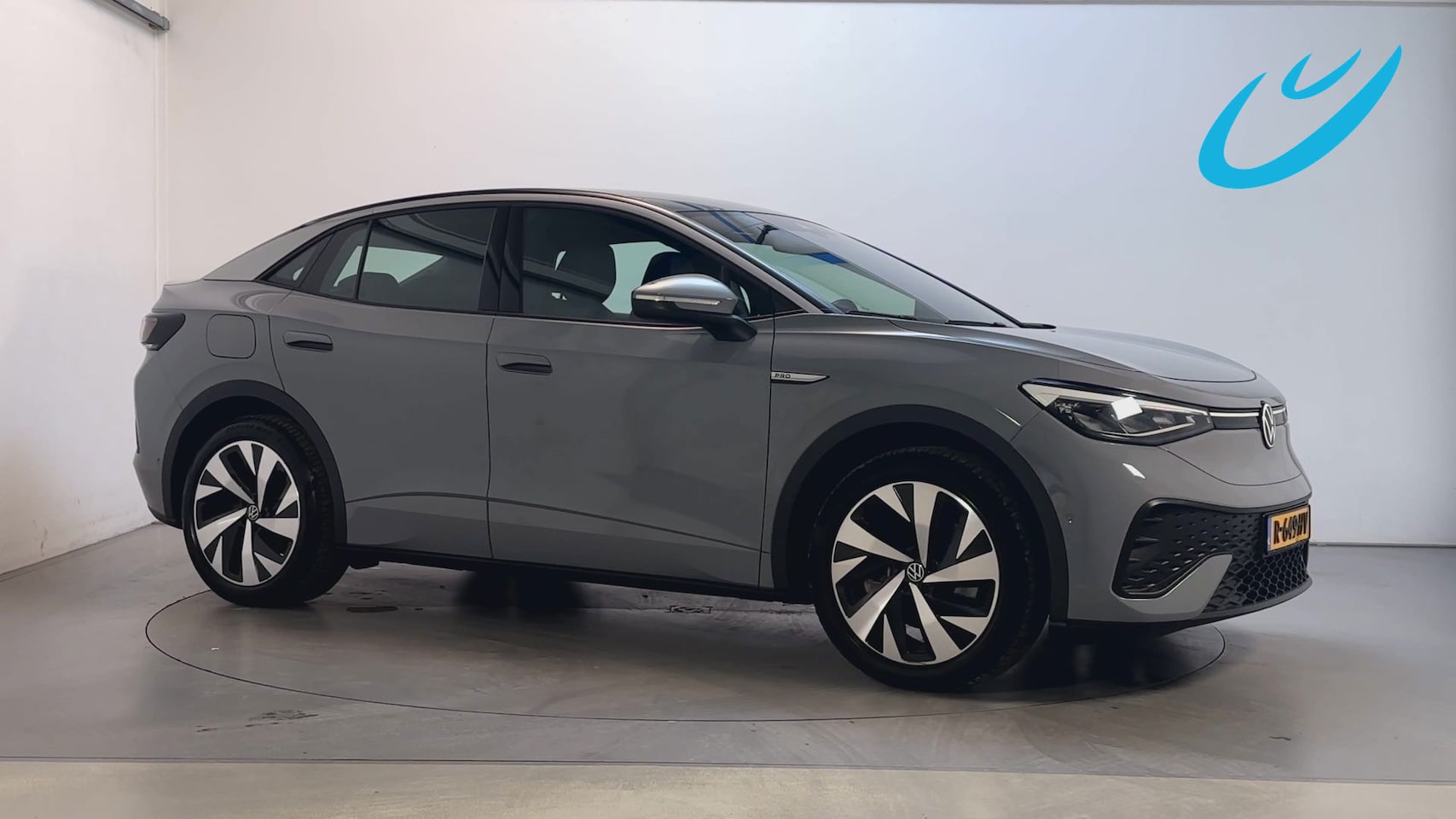 Volkswagen ID.5 - Pro 77 kWh SoH 94,22% Warmtepomp Trekhaak Alcantara Camera Stoelverwarming DAB+ - AutoWereld.nl