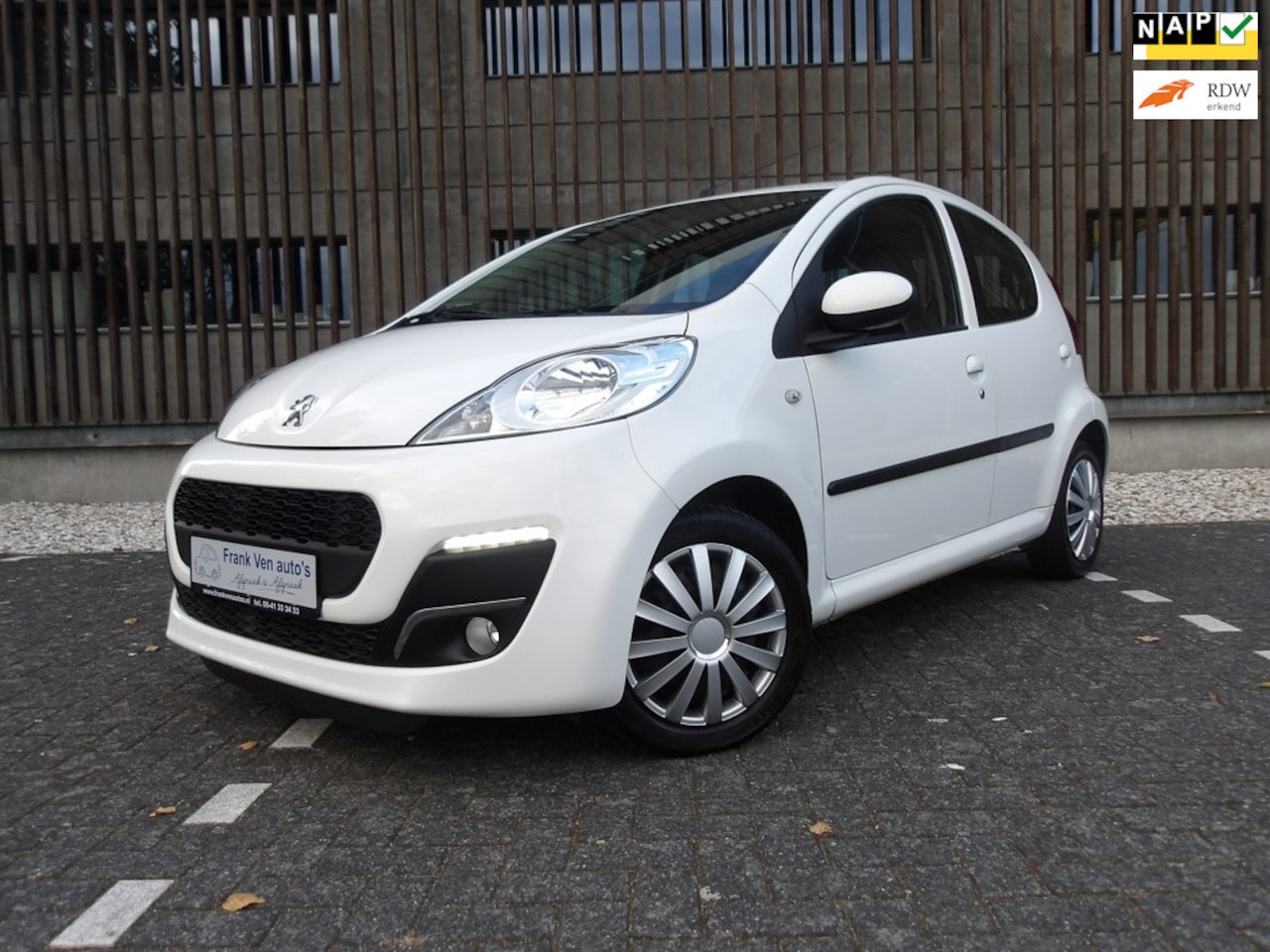 Peugeot 107 - 1.0 Active/5drs/AIRCO/LED/NAP!/oh beurt/nwe APK/airco service/4 seizoenen banden/boekjes/2 - AutoWereld.nl