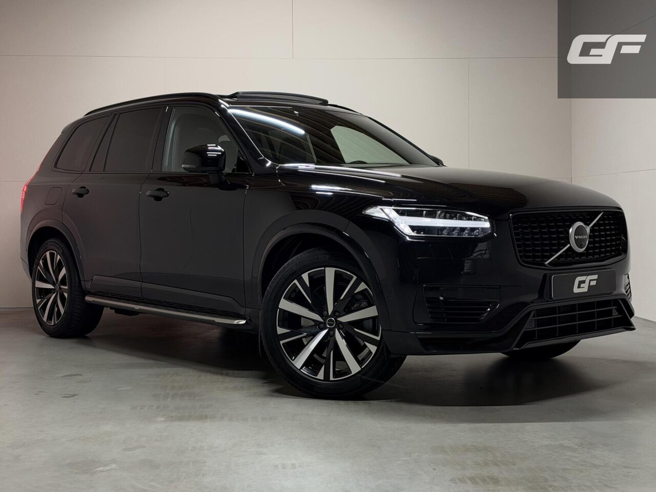 Volvo XC90 - 2.0 T8 Recharge AWD R-Design Polestar Pano H/K Luchtvering - AutoWereld.nl