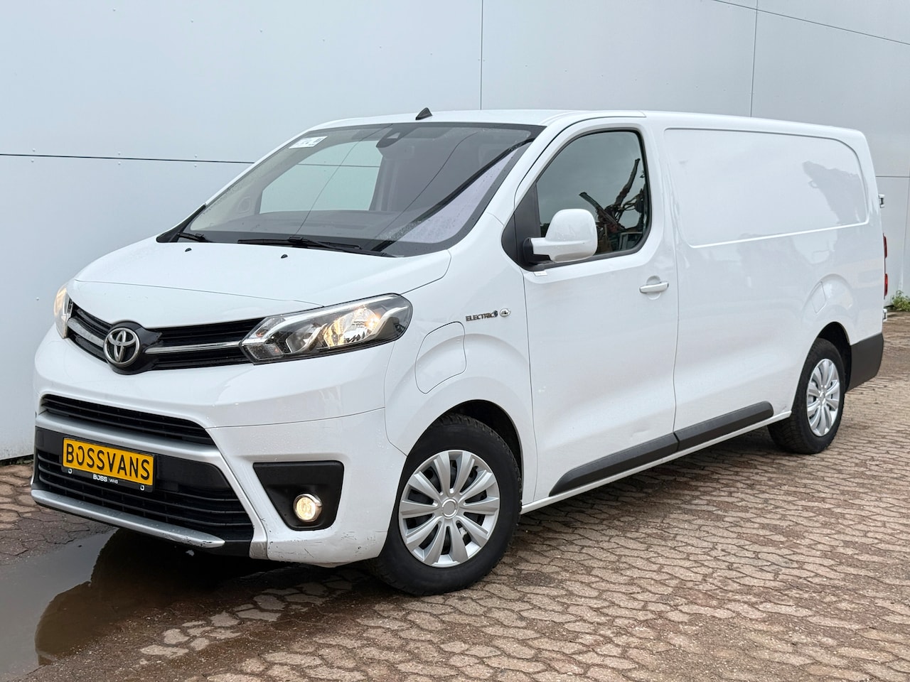 Toyota ProAce - ProAce Electric 75kWh 136PK - AutoWereld.nl