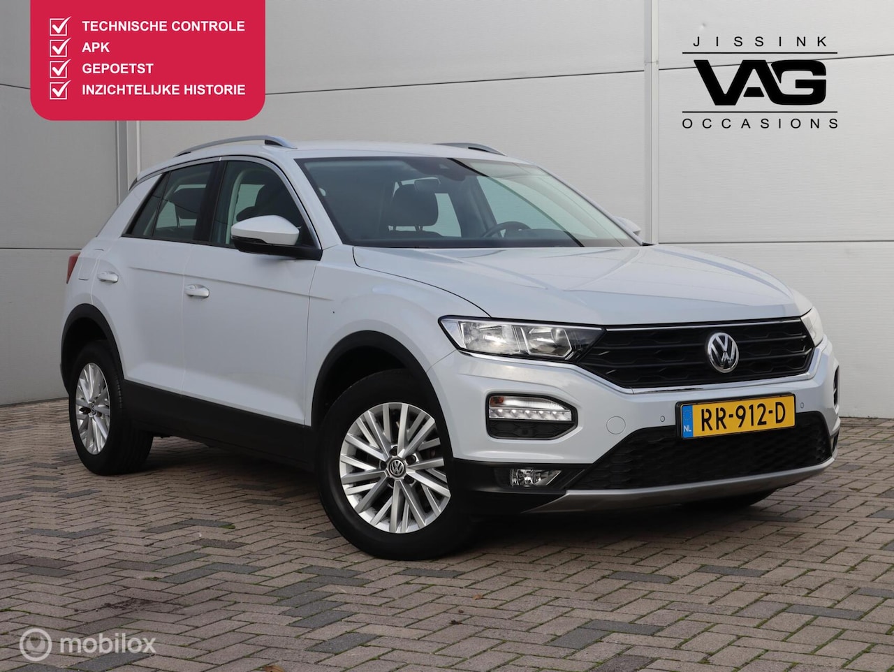 Volkswagen T-Roc - 1.0 TSI Style Lane ACC Clima Trekhaak BTW auto - AutoWereld.nl