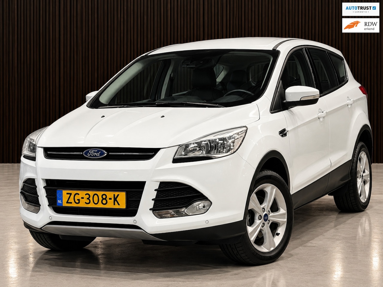 Ford Kuga - 1.5 Titanium KEYLESS ENTRY-GO/NAVI/PDC/CRUISE | KEURIGE AUTO ! - AutoWereld.nl