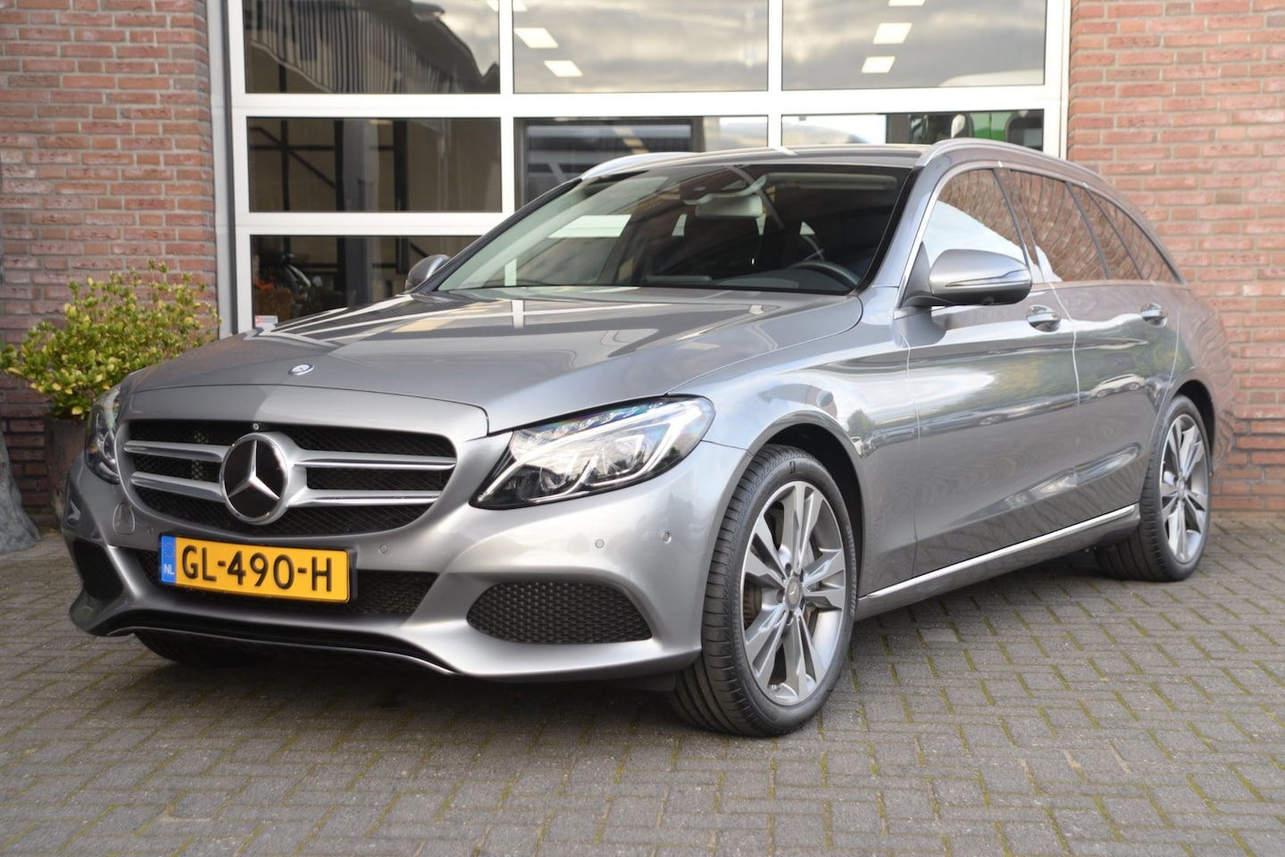 Mercedes-Benz C-klasse Estate - 350 e Lease Edition | 1e Eigenaar | Dealer onderhouden | Trekhaak | - AutoWereld.nl