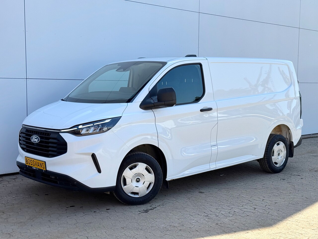 Ford Transit Custom - Transit Custom 2.0 140PK AWD - AutoWereld.nl