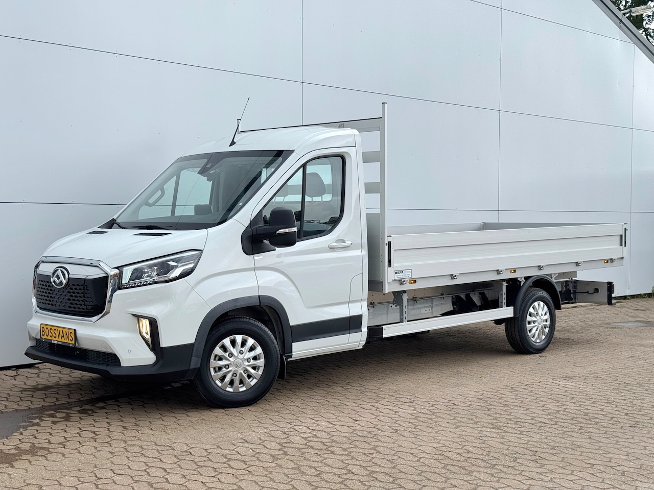 Maxus eDeliver 9 - eDeliver 9 65kWh 204PK - AutoWereld.nl