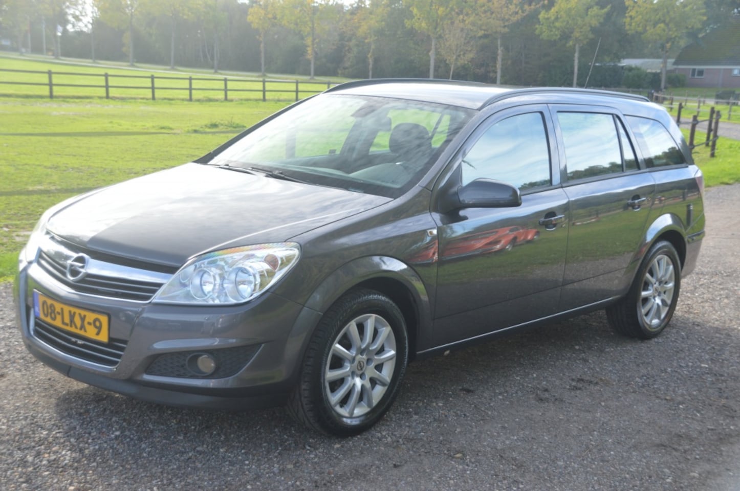 Opel Astra Wagon - 1.6 Edition Airco Cruise Trekhaak APK Dec 2027 - AutoWereld.nl