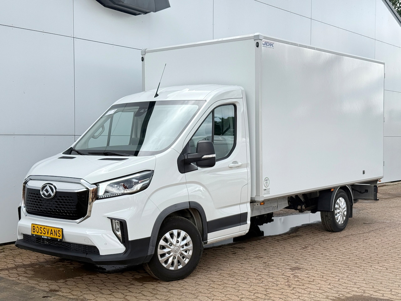 Maxus eDeliver 9 - eDeliver 9 65kWh 204PK - AutoWereld.nl