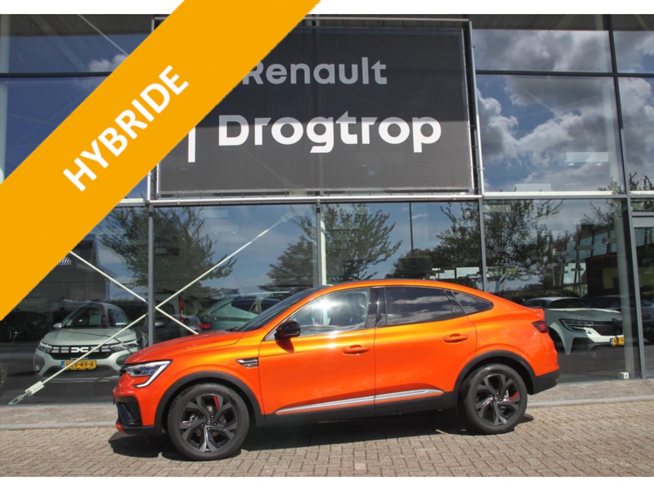 Renault Arkana - 145PK-HYBRID-RS LINE-63DKM-NAVI-BOSE-ALL SEASONS- - AutoWereld.nl