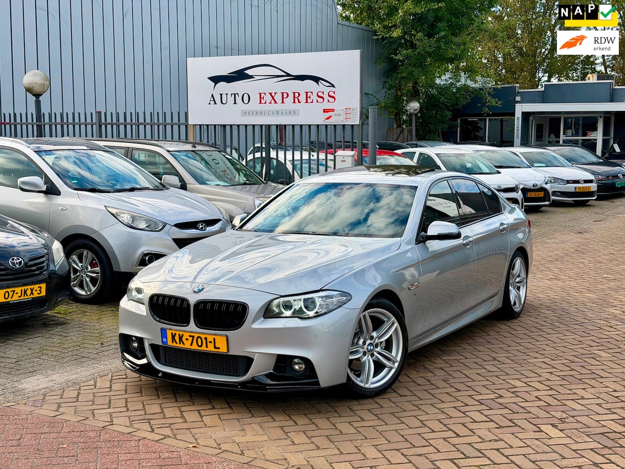 BMW 5-serie - 520i M Sport Edition High Executive/Leer/Cruise/Navi/Elektrische Stoel/Stoelverwarming/Xze - AutoWereld.nl