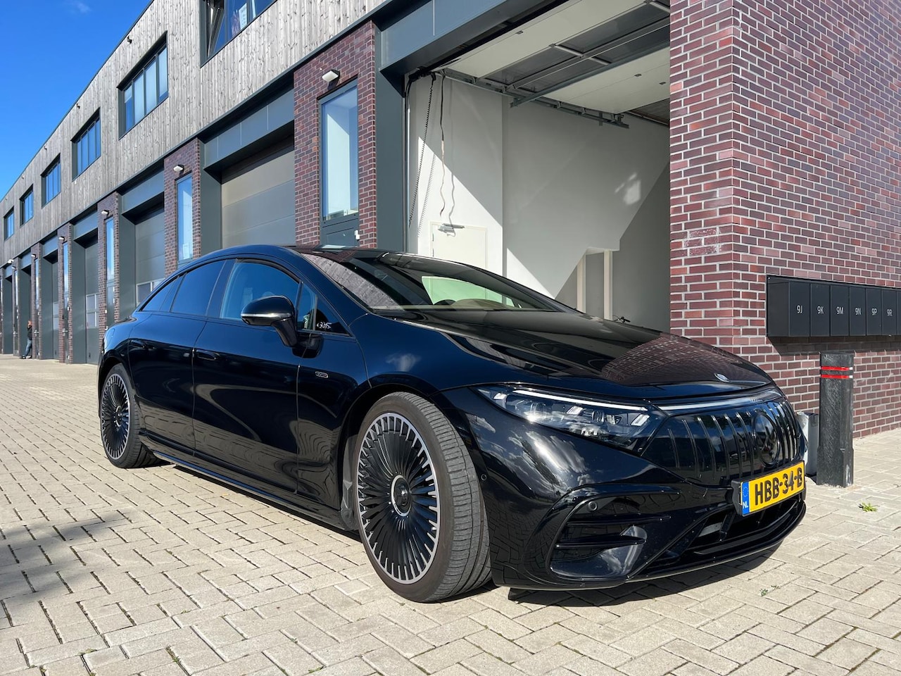 Mercedes-Benz EQS - AMG 53 4MATIC+ 108 kWh Pano / Laser / HUD / Massage / Burmester / 22" / Full Option - AutoWereld.nl