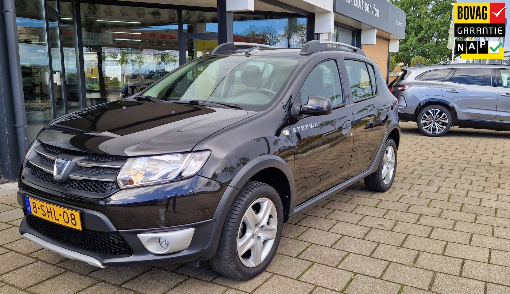 Dacia Sandero Stepway - TCe 90 Lauréate | Nette Auto| Prijs is Rijklaar |12 mnd BOVAG | - AutoWereld.nl