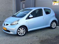Toyota Aygo - 1.0-12V +