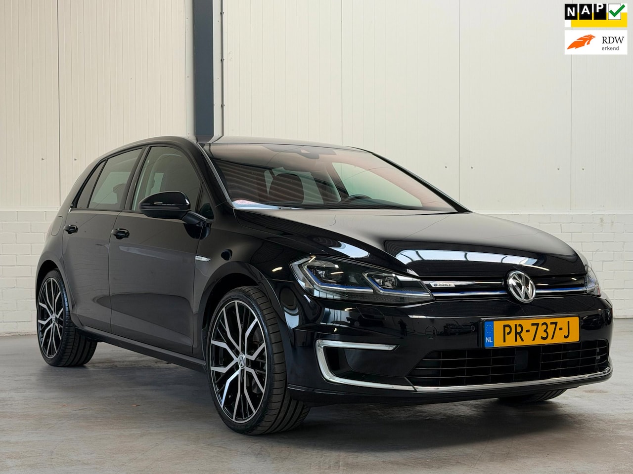 Volkswagen e-Golf - E-Golf|SoH86%|36kWh|Leder|Virtual|Adaptief|Keyless|Stoelverwarming|Org NL - AutoWereld.nl