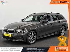 BMW 3-serie Touring - 330e Sportline Panoramadak Navi Carplay Cruise Control Full LED PDC VA Privacy Glass Live