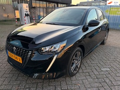 Peugeot 208 - 1.2 PureTech Active Pack / Carplay / Stoelverw. / PDC / LED