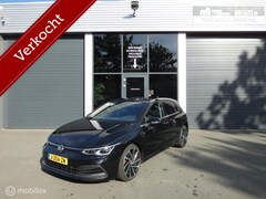 Volkswagen Golf - 1.5 eTSI Style /AUTO /NAP/PANODAK