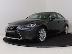 Lexus IS - 300h Hybrid Business Line | Safety-Pack | Cruise Control Adaptive | Navigatie | Stoelverwa