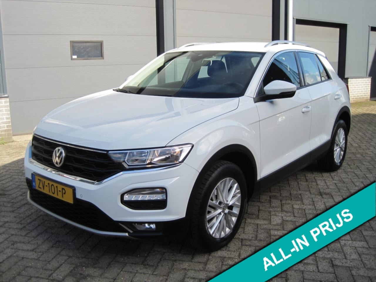 Volkswagen T-Roc - 1.0 TSI T-Roc Style Business Carplay Navi/Ecc/Cam/Pdc - AutoWereld.nl