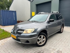 Mitsubishi Outlander - 2.0 Invite plus