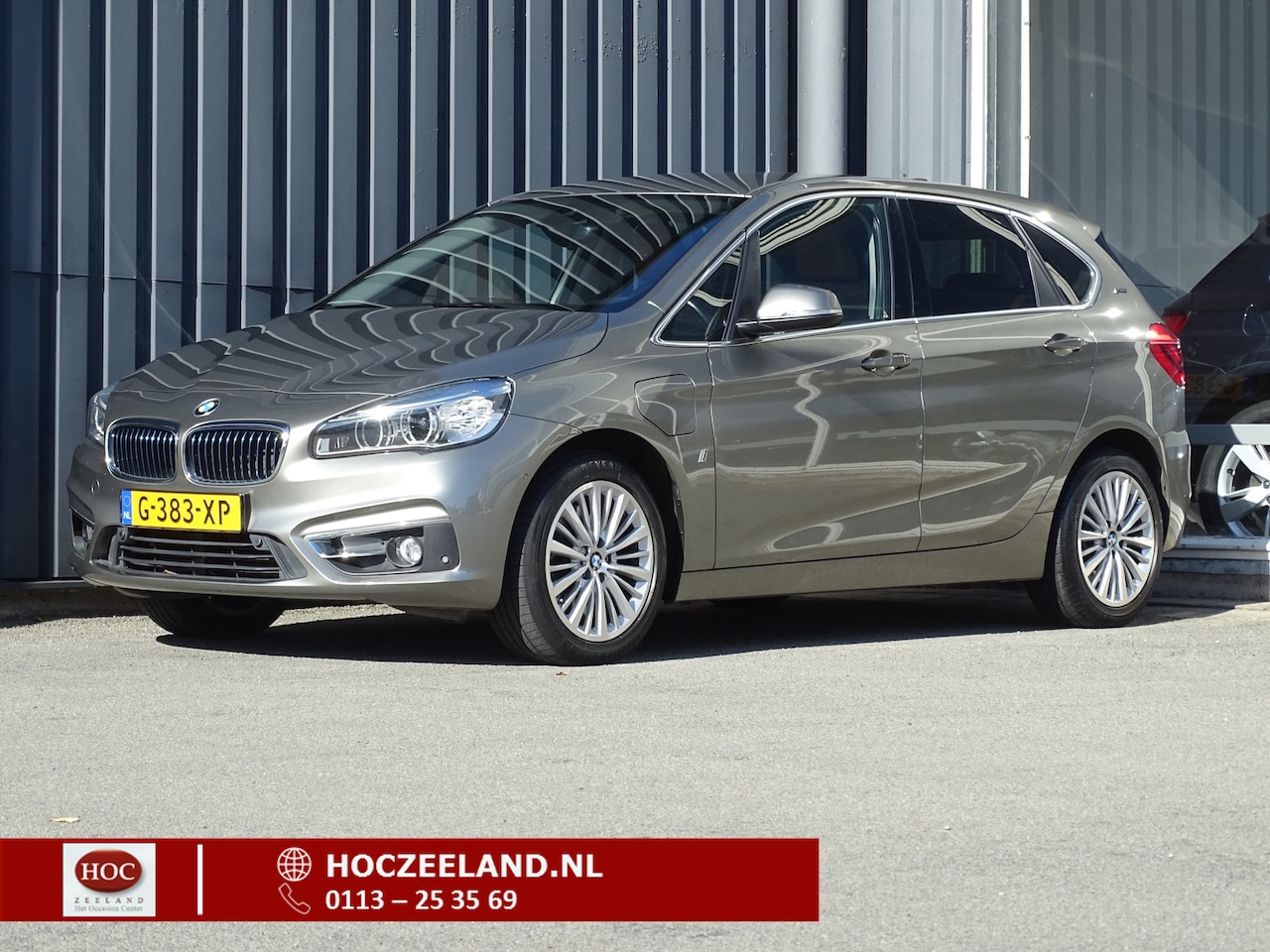 BMW 2-serie Active Tourer - 225xe iPerformance High Executive Luxury Line | Leder - AutoWereld.nl