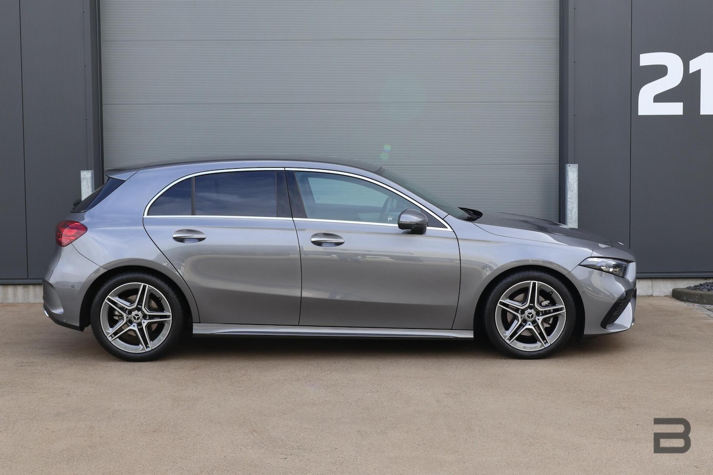 Mercedes-Benz A-klasse - 200 AMG Line / Keyless-Go / 360 Camera / Soundsystem / Stoelverwarming - AutoWereld.nl