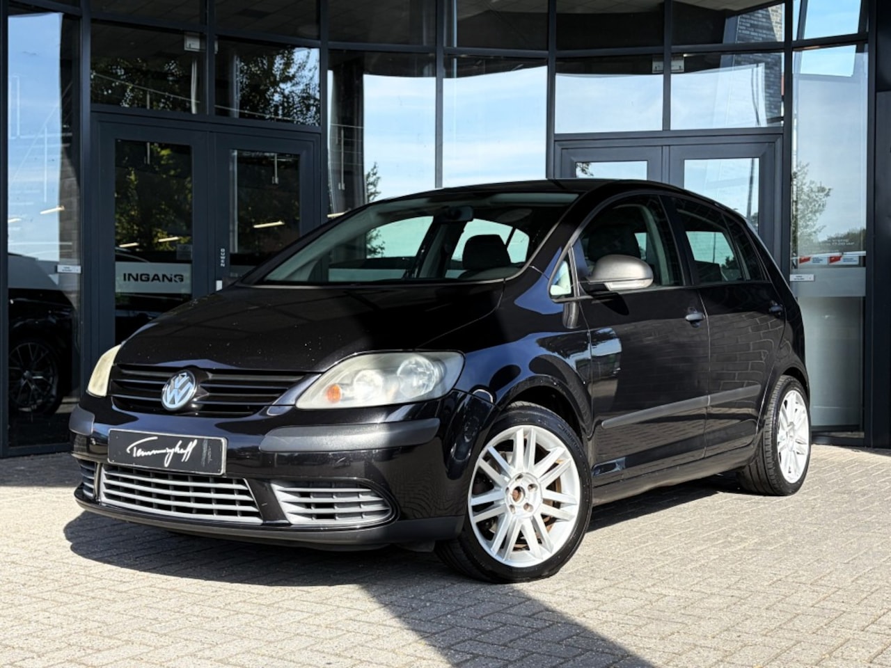 Volkswagen Golf Plus - 1.6 FSI 85KW COMFORTLINE AIRCO - TREKH. - 17 INCH ORG. NL - AutoWereld.nl