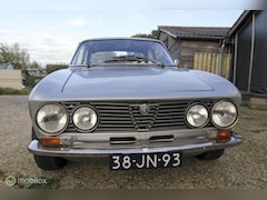 Alfa Romeo GT - 1300 Junior Coupe Bertone 1976 met 2.0L motor