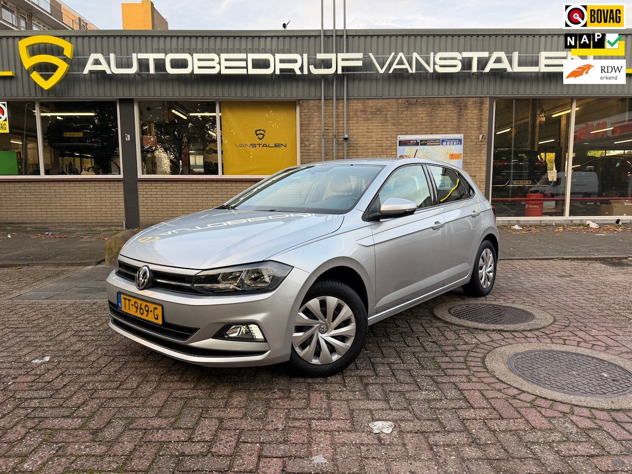 Volkswagen Polo - 1.0 TSI Comfortline|Trekhaak|Airco|Nap|Elekt. ramen|2e Eigenaar - AutoWereld.nl