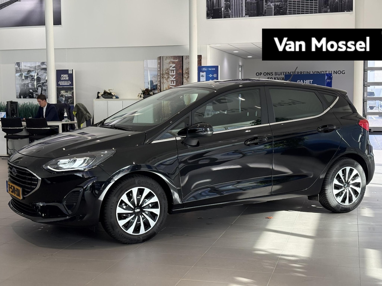 Ford Fiesta - 1.0 EcoBoost Hybrid Titanium | WINTER PAKKET | CRUISE CONTROL | PARKEERSENSOREN ACHTER | - AutoWereld.nl