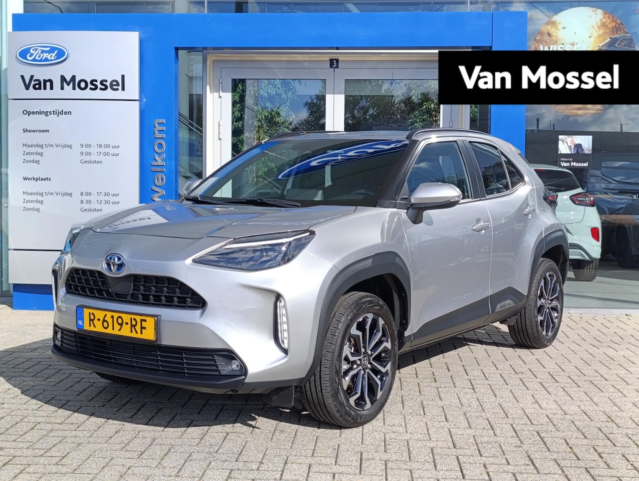 Toyota Yaris Cross - 1.5 Hybrid Dynamic | Cruise Control | Climate Control | Metallic lak | 17" LMV - AutoWereld.nl