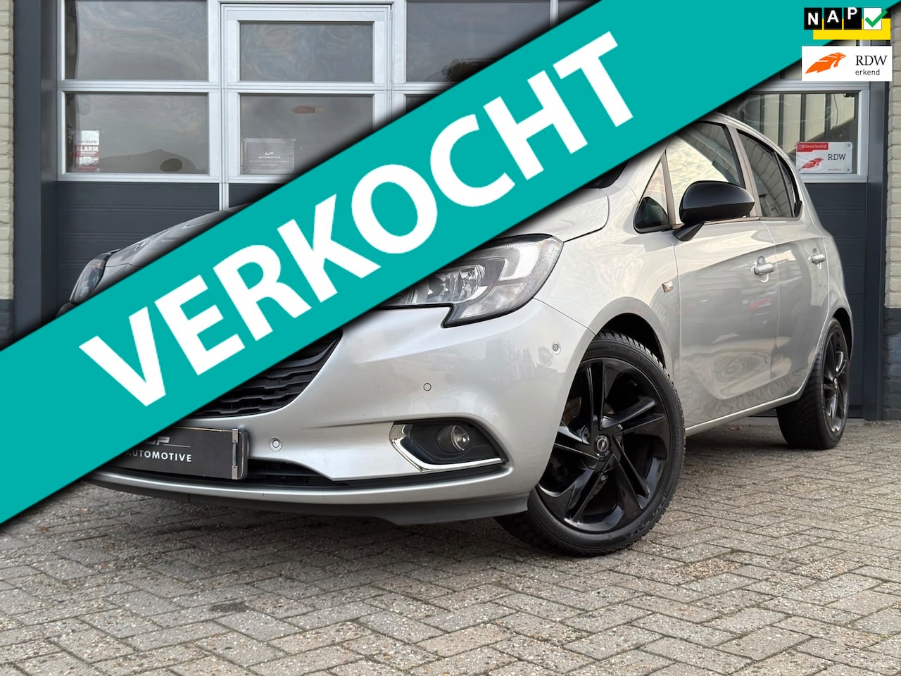 Opel Corsa - 1.4 Color Edition / Automaat / NL-auto / 5-drs - AutoWereld.nl