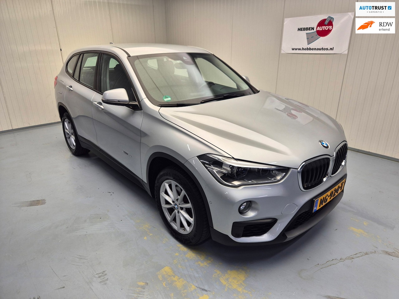 BMW X1 - SDrive18i Centennial High Executive Naci Camera Ecc Cruise Alu Velgen - AutoWereld.nl